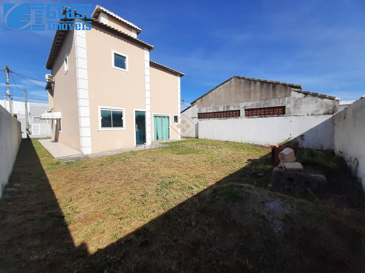 Casa à venda com 3 quartos, 300m² - Foto 6