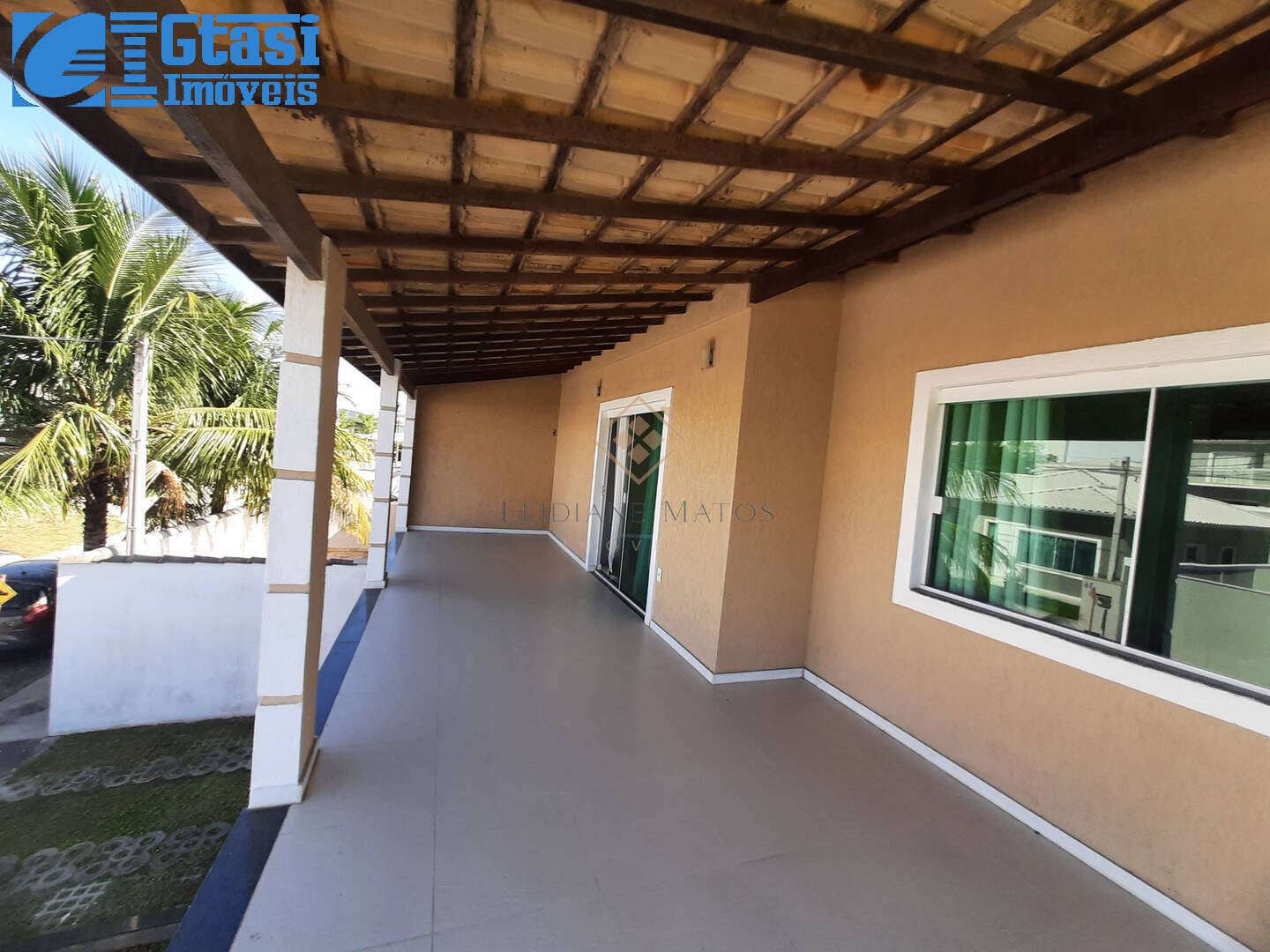 Casa à venda com 3 quartos, 300m² - Foto 5