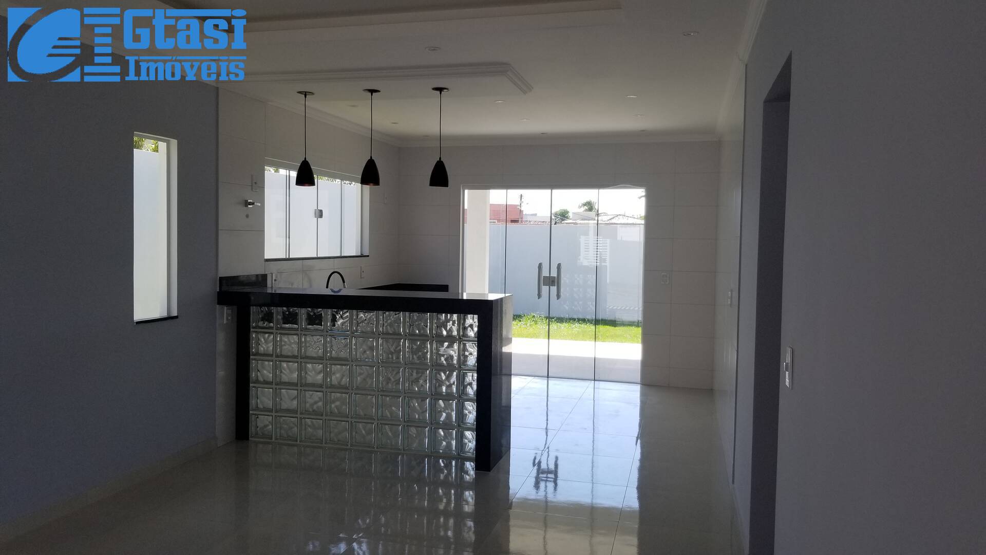 Casa à venda com 3 quartos, 300m² - Foto 17