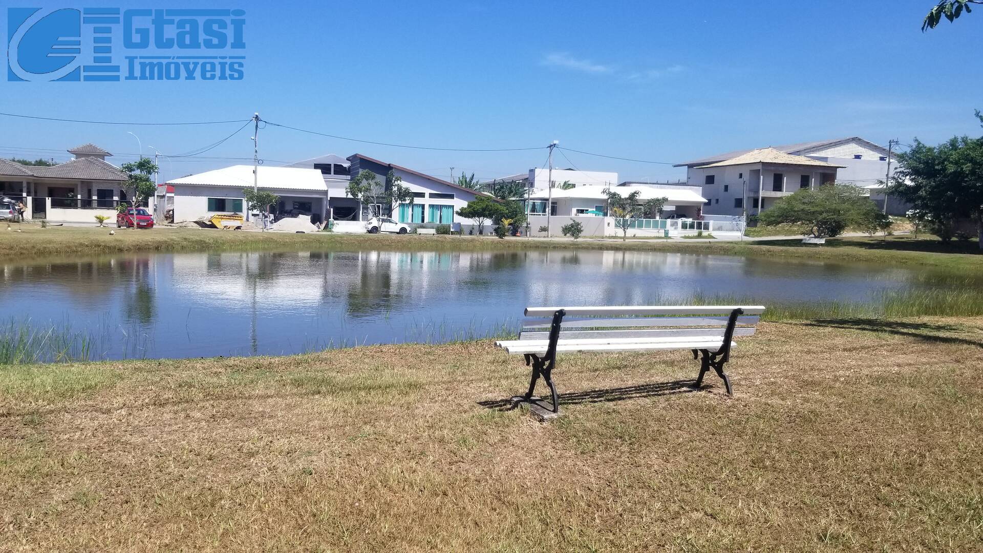 Casa à venda com 3 quartos, 300m² - Foto 37