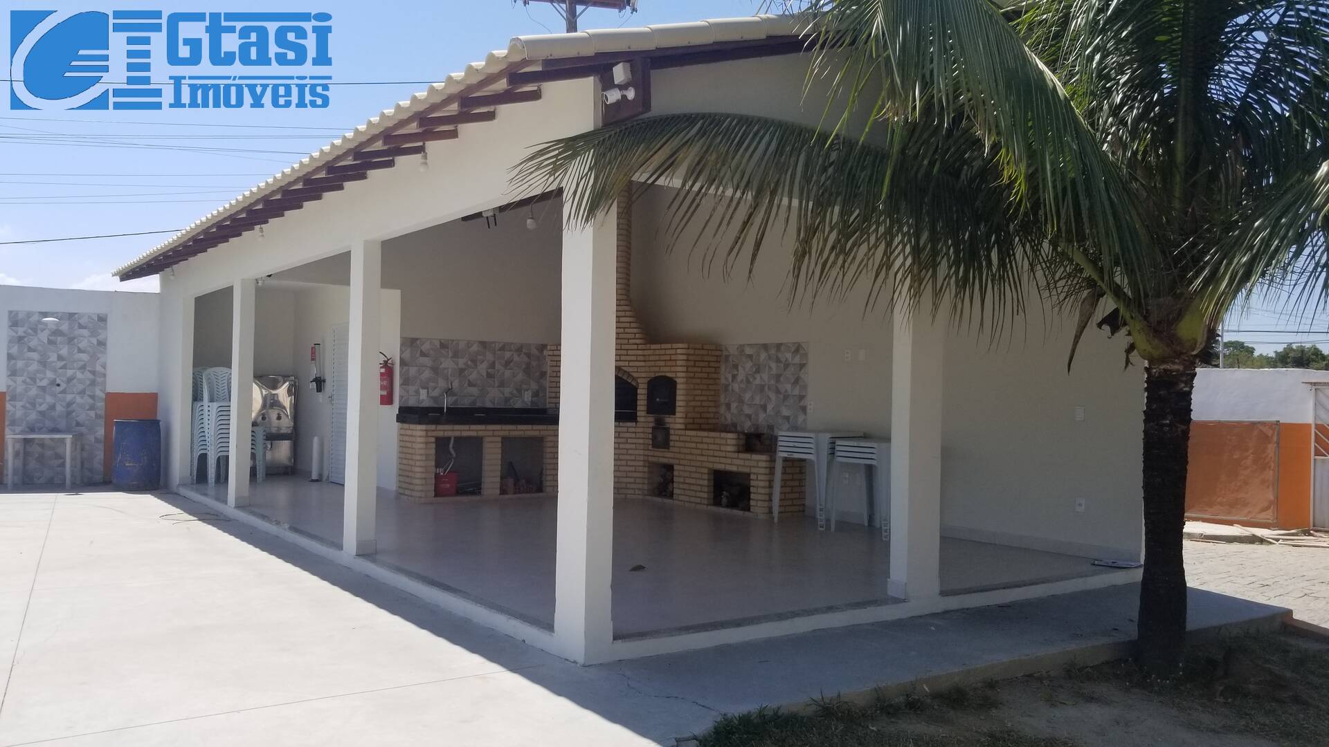 Casa à venda com 3 quartos, 300m² - Foto 42